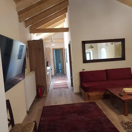 Aroania * Ζαρούχλα