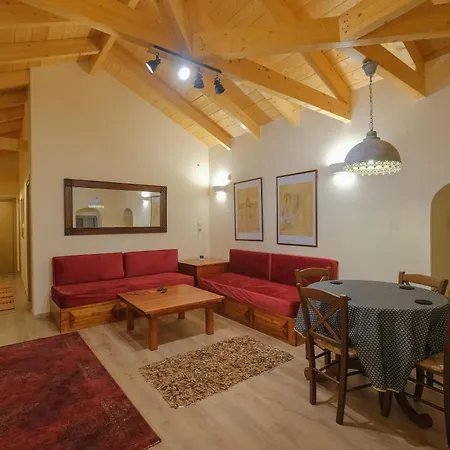 Aroania *