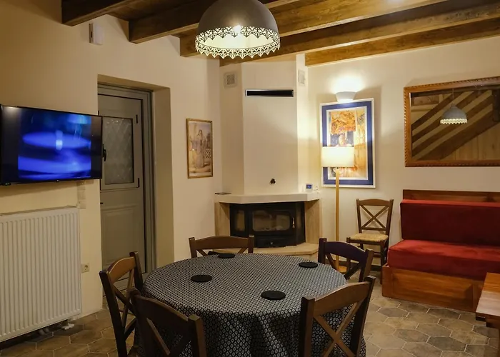 Aroania Apartament Zarouchla